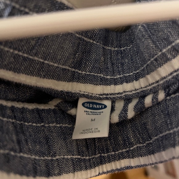 Old navy thin strip pants - Picture 2 of 3